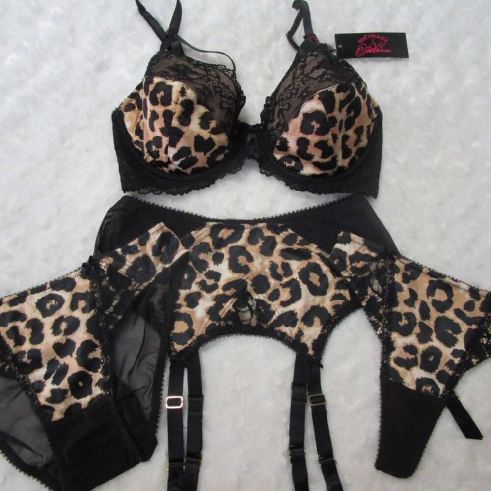 Dita Von Teese Lingerie Von Follies